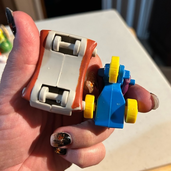90’s McDonalds toys with Peanut pull back cars - Picture 7 of 7